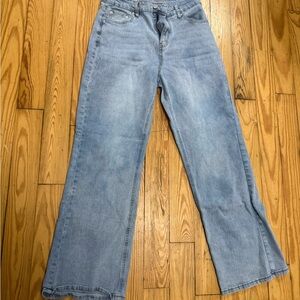 Women's Light Blue Jeans